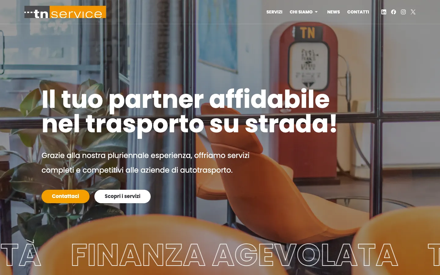 Home di TN Service con il titolo «Il tuo partner affidabile nel trasporto su strada»